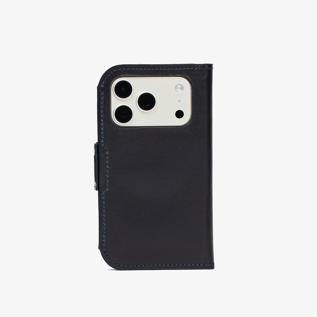 Leather Folio iPhone 17 Series with MagSafe - Classic 5.1